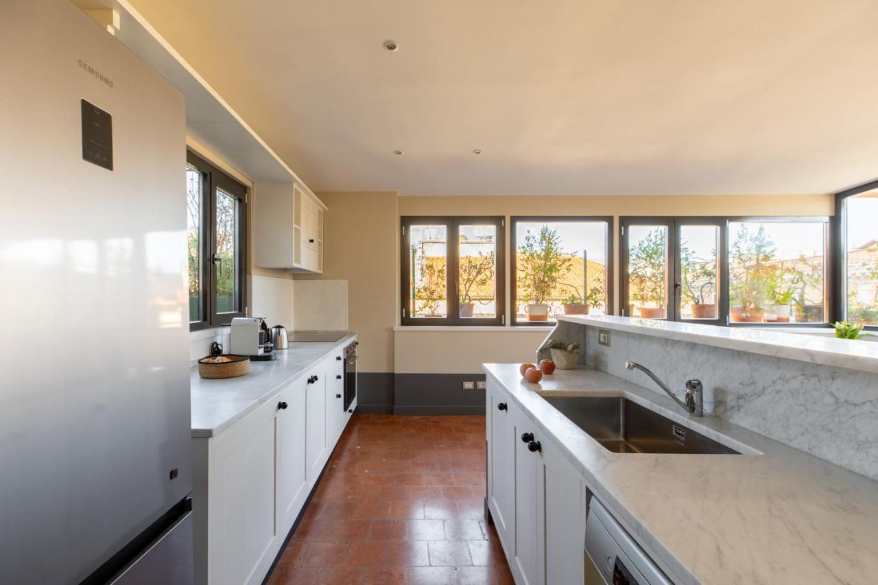 Iflat Magical Flat By The Tiber Apartment Rome Bagian luar foto