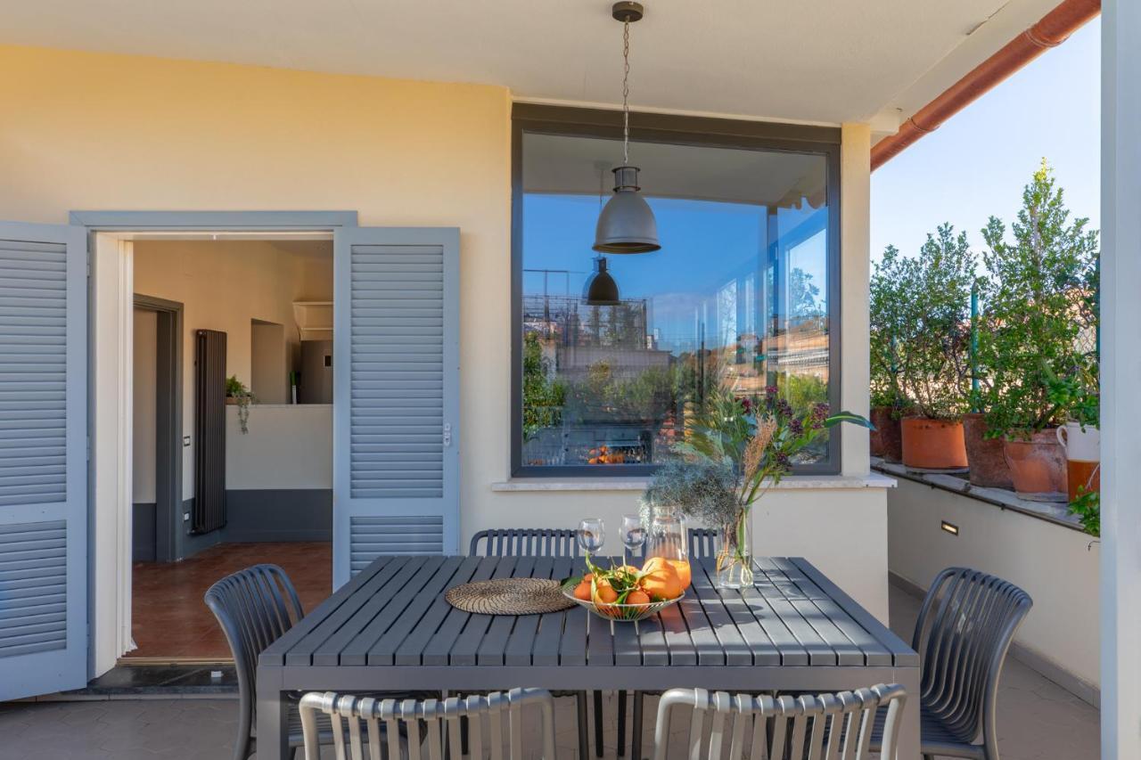 Iflat Magical Flat By The Tiber Apartment Rome Bagian luar foto
