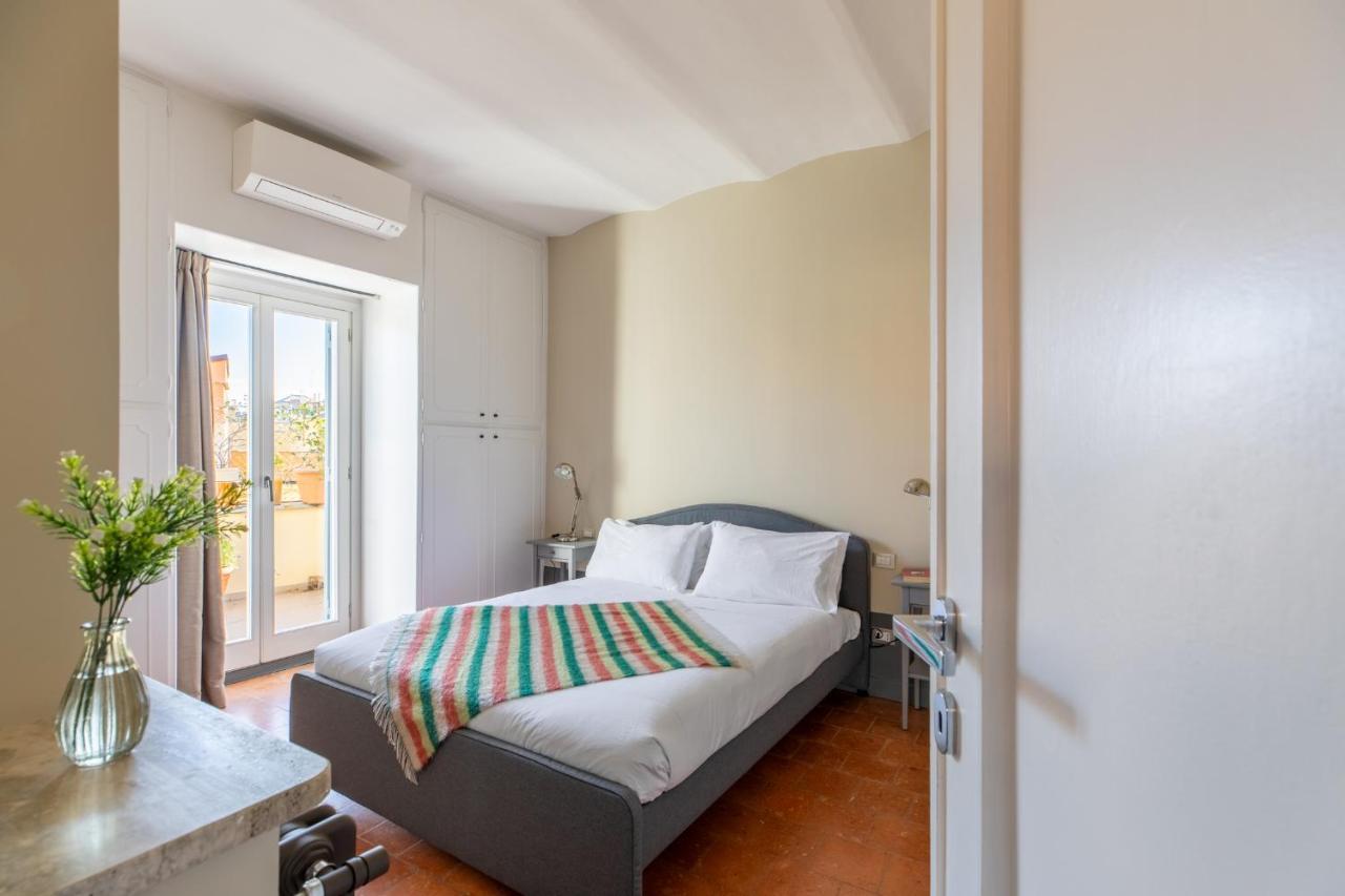 Iflat Magical Flat By The Tiber Apartment Rome Bagian luar foto