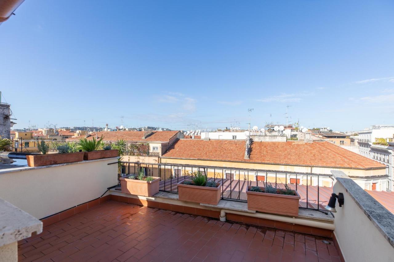 Iflat Magical Flat By The Tiber Apartment Rome Bagian luar foto