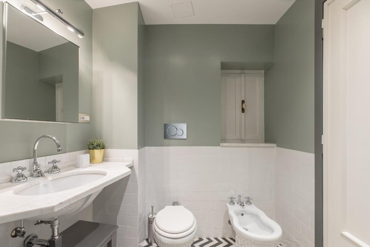Iflat Magical Flat By The Tiber Apartment Rome Bagian luar foto