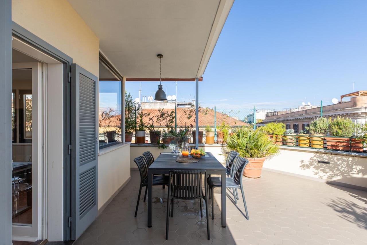 Iflat Magical Flat By The Tiber Apartment Rome Bagian luar foto