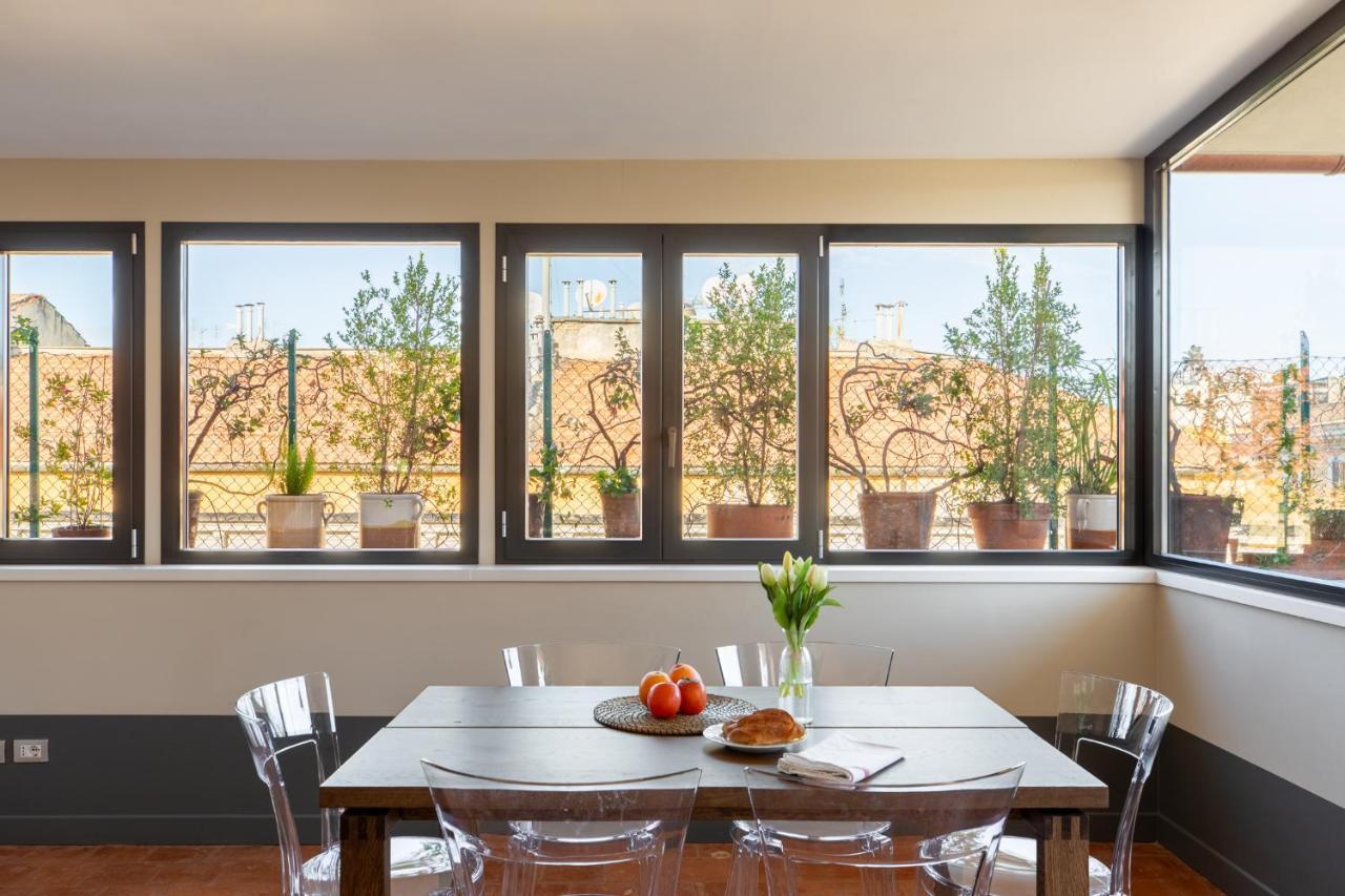 Iflat Magical Flat By The Tiber Apartment Rome Bagian luar foto